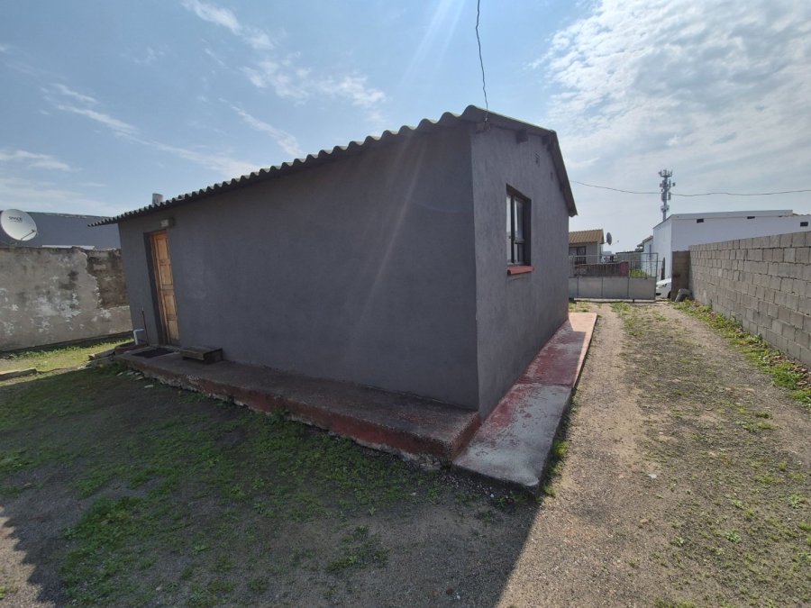 2 Bedroom Property for Sale in Kwazakhele Eastern Cape